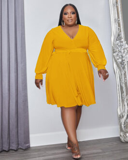 Plus Size Women Solid Color Criss Cross V neck Belt Loose Knitted Dress