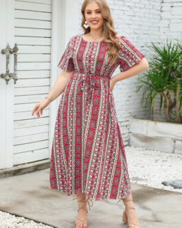 Large Women New Summer Ethnic Stripe Print Round Neck Short Sleeve Dress Elastic Waist Long Dress