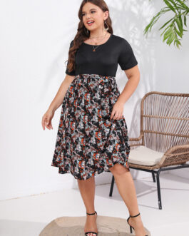 New Summer Short Sleeve Round Neck Large Women Mid length Dress