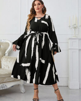 Popular Black White Characteristic Neckline Flared Plus Size Maxi Dress