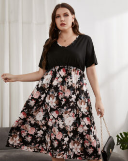 Plus Size Women V-neck Short Sleeve High Waist Dress Loose Comfortable Elastic Waist Large Swing