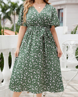 Plus Size Summer V neck Green Floral Maxi Dress