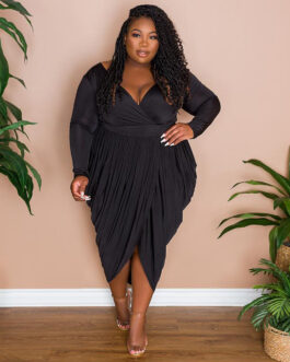 Plus Size Women Clothing Sexy Deep V Plunge Plunge Fashionable Pleated Elegant Nightclub Woman Dress Maxi Dress