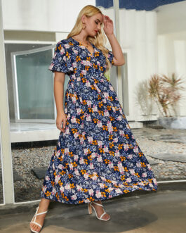 Plus Size Ladies  Summer V-neck Print Casual Flare Sleeve Slimming Large Hem Dress